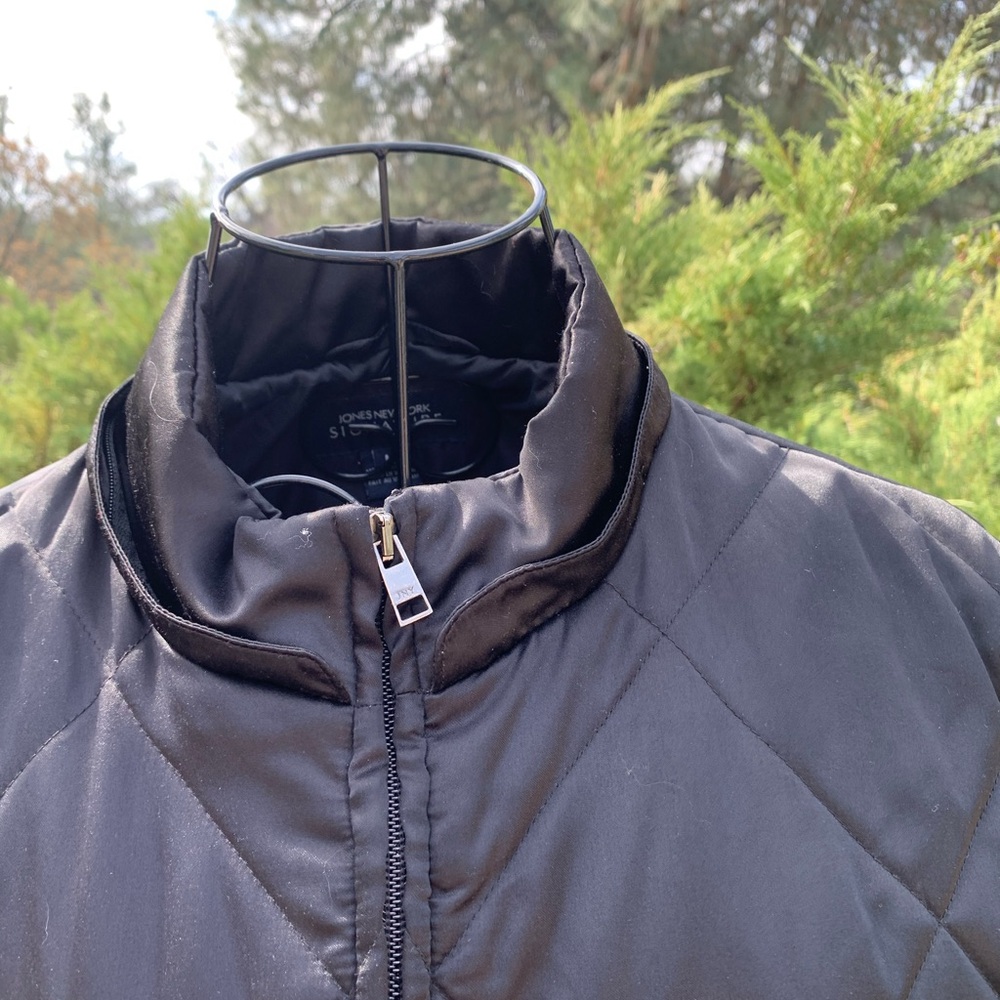 Jones of New York signature black quilted long line jacket - Picture 2 of 8